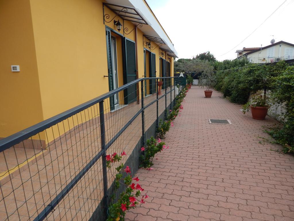 Il Melograno Villa Albenga Exteriör bild